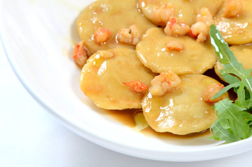 House ravioli the filled fillets dorado with sauce from shrimps