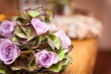 Composition florale table mariage