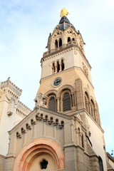 Fototapeta na wymiar Bazylika Notre-Dame w Lyon, Francja