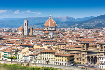 Fototapeta na wymiar Cathedral Santa Maria dei Fiore in Florence, Italy