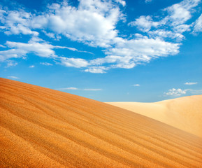 Fototapeta na wymiar sand desert landscape
