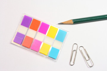 Naklejka premium tree on beautiful beach on island