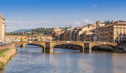 Obraz premium Arno river and bridges in Florence, Italy