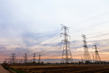 Power pylons