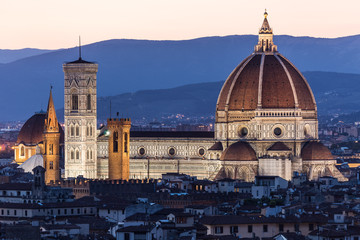 Obraz premium Cathedral Santa Maria dei Fiore at night, Florence
