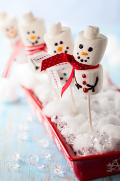 Marshmallow Snowmen