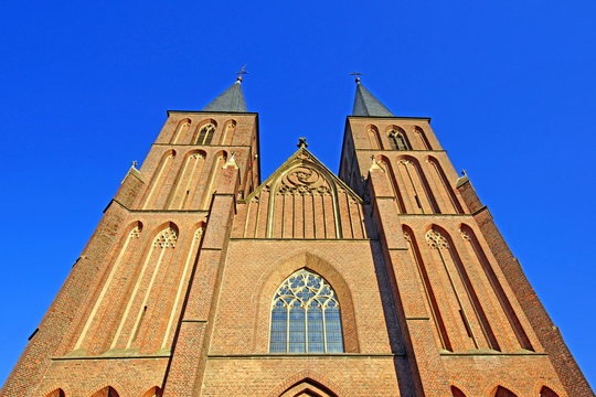 Kath. Pfarrkirche St. Mari&auml; Himmelfahrt in KLEVE (Niederrhein)