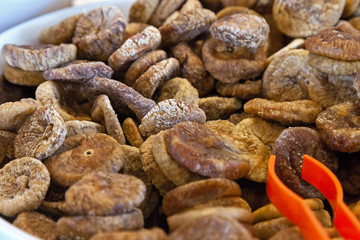 A lot of dried figs in a supermarket.