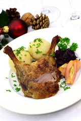 Gänsekeule mit Rotkohl