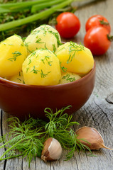 Boiled potatoes with dill