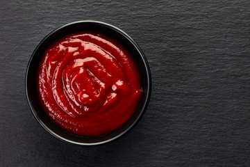 bowl of tomato sauce