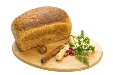 Bread with parsley and nuts