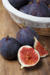 Ripe figs on wooden table