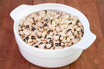 dry beans in white bowl