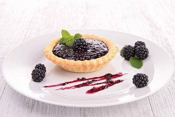 blackberries pastry