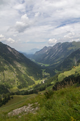 Fototapeta na wymiar Hiking next to Oberstdorf