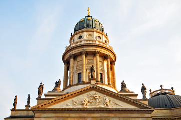 Obraz premium Berlino, Chiesa dei Tedeschi (deutscher dom) a Gendarmenmarkt