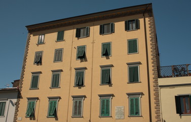Prospectus with wooden windows