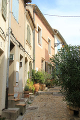 Fototapeta na wymiar Street in Arles