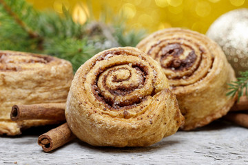 Cinnamon rolls in christmas setting