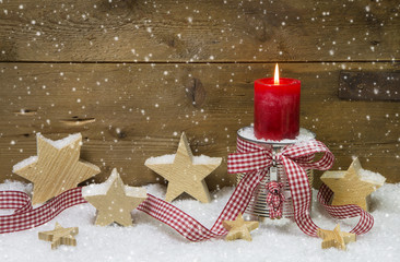 Weihnachtskarte - Hintergrund aus Holz weihnachtlich mit Kerze