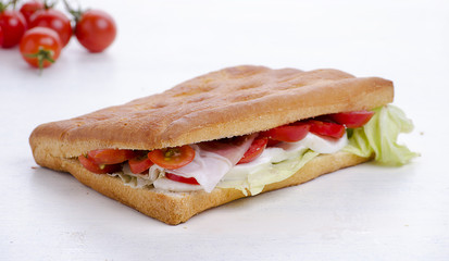 focaccia farcita