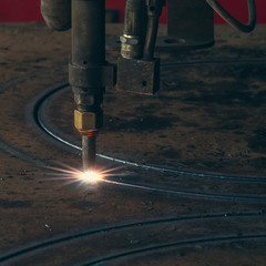 cutting metal with plasma laser close up