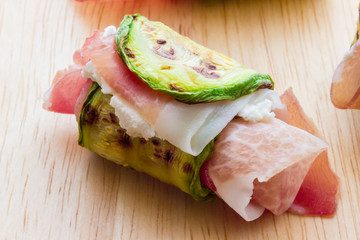 Zucchini and bacon rolls baked