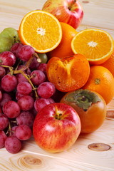 Mele ,arance,uva e caco
