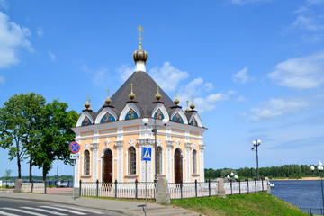 Fototapeta na wymiar Rybinsk, Rosja. Sacred Nikołaj kaplica Chudotvortsa