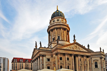 Fototapeta na wymiar Berlino, Chiesa dei Tedeschi (niemiecki katedra) Gendarmenmarkt