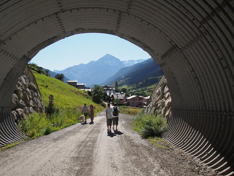 Lanslevillard