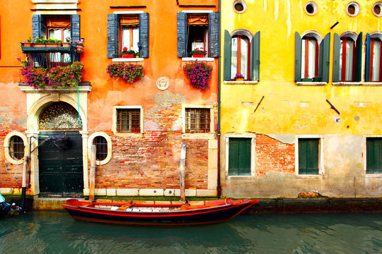 Fototapeta Canal in Venice