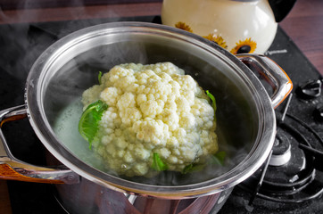 Cauliflower during the preparation