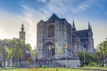 Fototapeta na wymiar Kościół św Waltrude w Mons, Belgia.