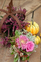 Grußkarte - Herbstliches Arrangement mit kleinem Blumenstrauß