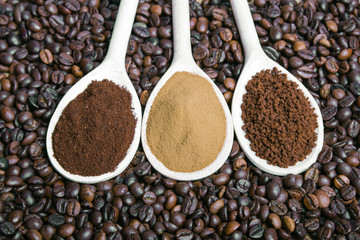 types of coffee: grounds, instant, powder, coffee beans