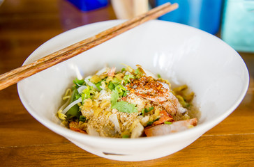 Wheat noodles with vegetables and meat in Thai style3