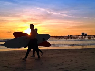 Zelfklevend Fotobehang Surfers Sunset Oceanside Pier Beach San Diego California USA © samantoniophoto
