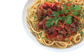 Pasta with pork, paprika and carrots