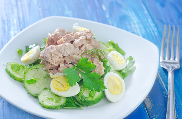 salad with cucumber and liver cod