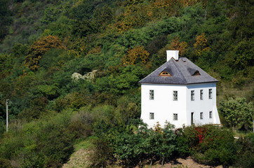 Obraz premium lonely house