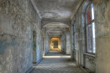 Deurstickers Oud verlaten ziekenhuis © Stefan Schierle