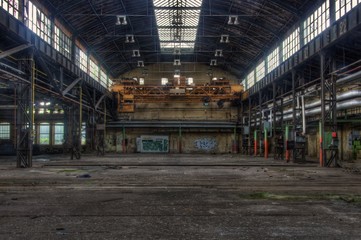 Abandoned hall in est germany - obrazy, fototapety, plakaty