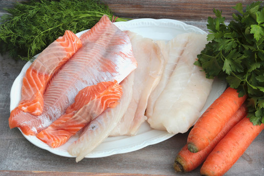 Fisch mit Dill und Karotten