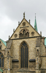 Fototapeta na wymiar Paderborn Cathedral, Niemcy
