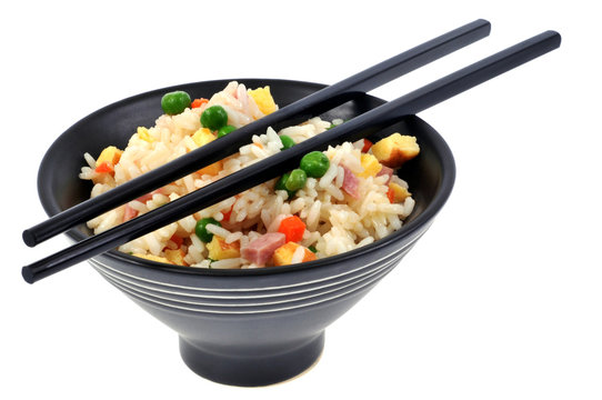 Bol de riz cantonnais et baguettes