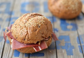 buns with ham