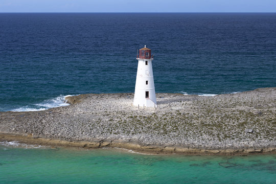 Alter Leuchtturm auf den Bahamas