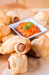 Sausage mini rolls